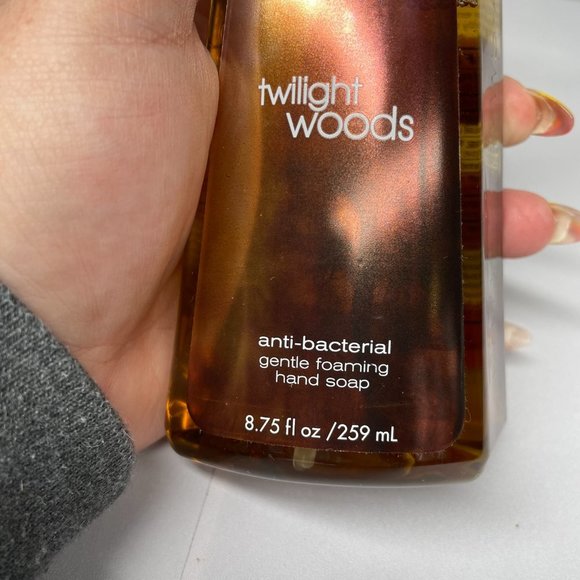 Bath & Body Works Twilight Woods Gentle Foaming Hand Soap 8.75 oz Expired - Picture 3 of 7